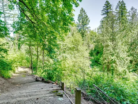 1091 56th Street Washougal WA 98671