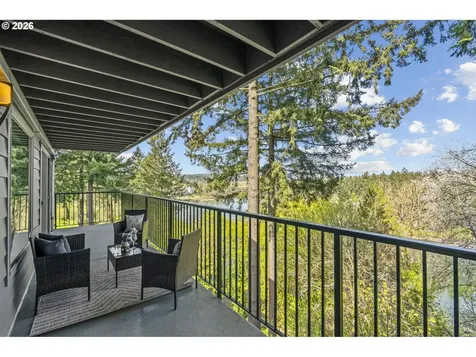 200 Burnham Road Lake Oswego OR 97034