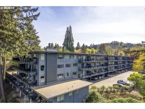 200 Burnham Road Lake Oswego OR 97034