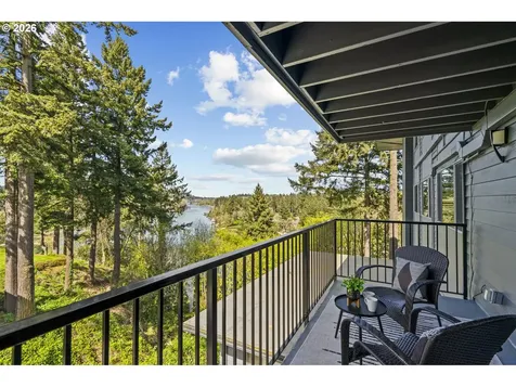 200 Burnham Road Lake Oswego OR 97034