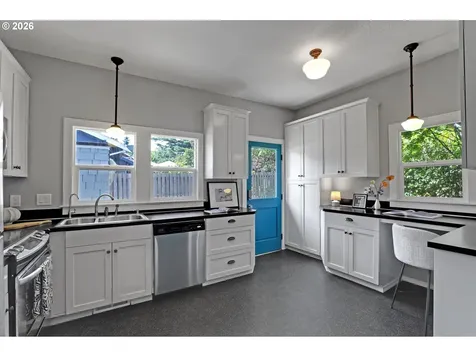 3405 NE 73rd Avenue Portland OR 97213