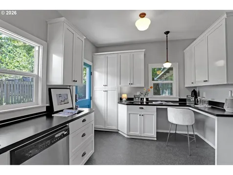 3405 NE 73rd Avenue Portland OR 97213