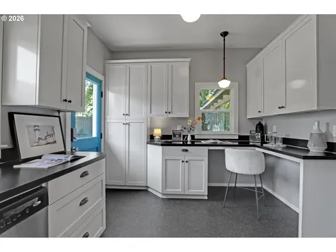 3405 NE 73rd Avenue Portland OR 97213