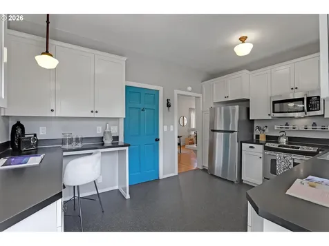3405 NE 73rd Avenue Portland OR 97213