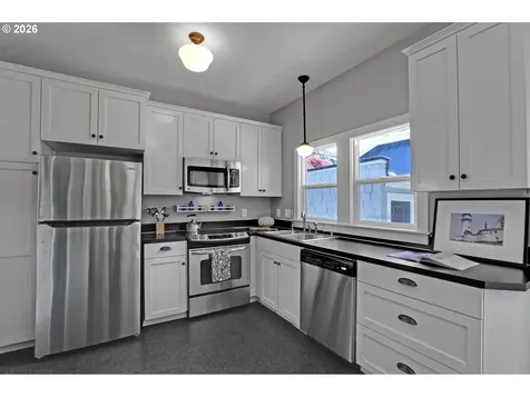 3405 NE 73rd Avenue Portland OR 97213
