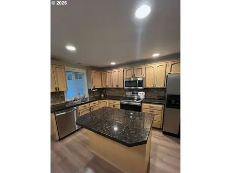 10205 NE 69th Street Vancouver WA 98662