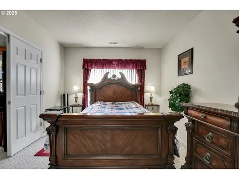 15703 SW Barrington Terrace Tigard OR 97224