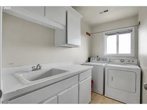 15703 SW Barrington Terrace Tigard OR 97224