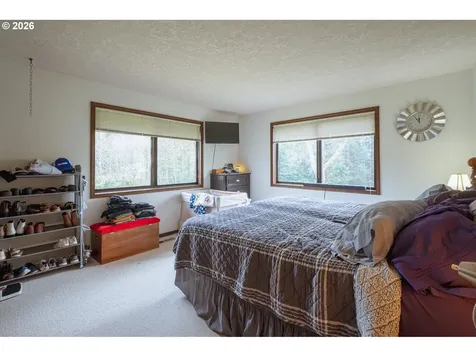 76382 Delena Mayger Road Rainier OR 97048