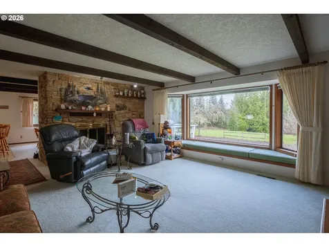 76382 Delena Mayger Road Rainier OR 97048
