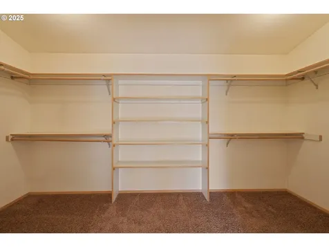 64520 Joe Neil Road Bend OR 97701