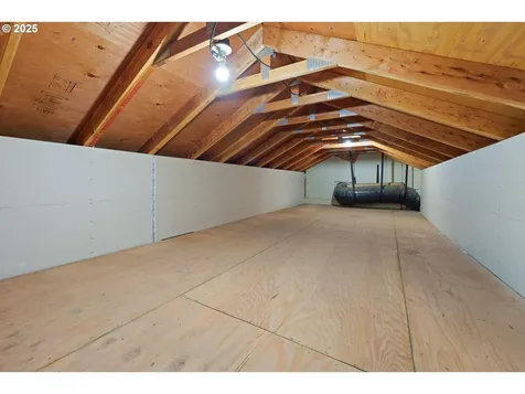 64520 Joe Neil Road Bend OR 97701