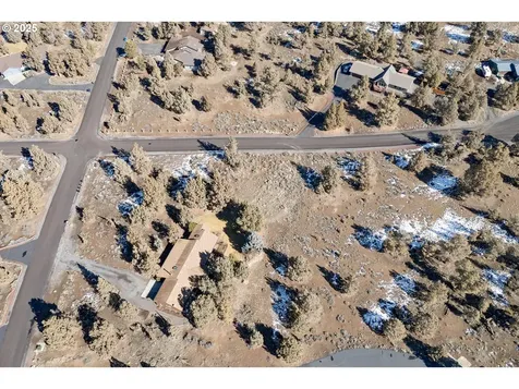 64520 Joe Neil Road Bend OR 97701