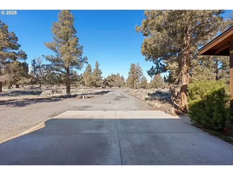 64520 Joe Neil Road Bend OR 97701