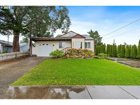 2243 17th Street North Bend OR 97459