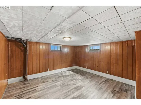 1313 Bayview Street North Bend OR 97459
