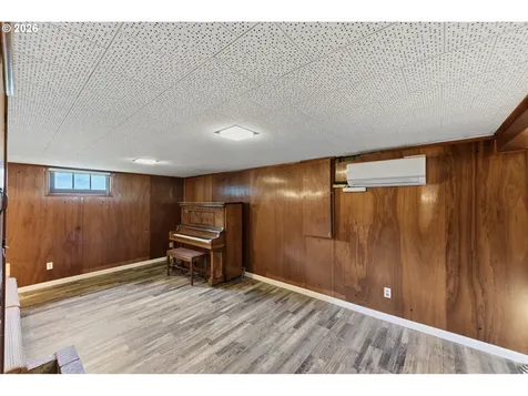 1313 Bayview Street North Bend OR 97459