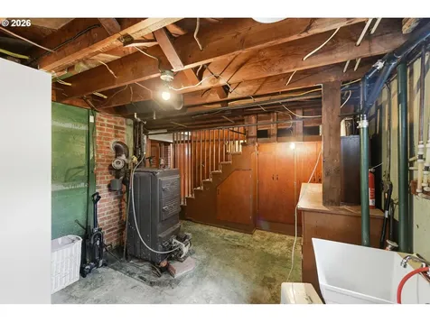 1313 Bayview Street North Bend OR 97459