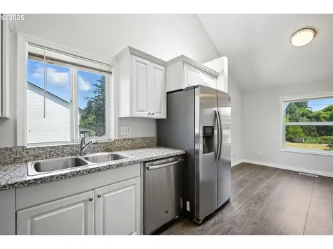 5609 SE 117th Avenue Portland OR 97266