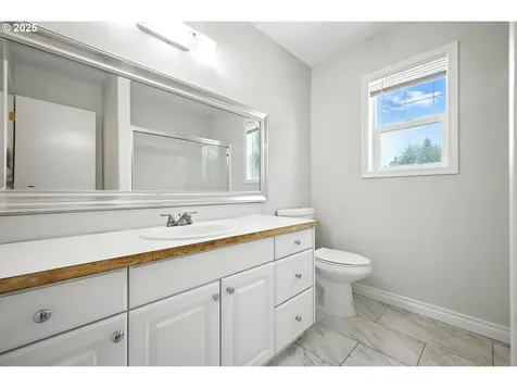 5609 SE 117th Avenue Portland OR 97266