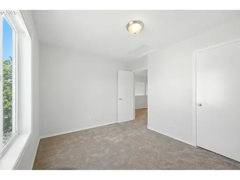 5609 SE 117th Avenue Portland OR 97266