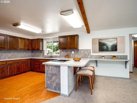 1635 SE Queenborough Court Mcminnville OR 97128