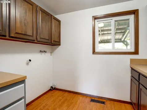 1635 SE Queenborough Court Mcminnville OR 97128