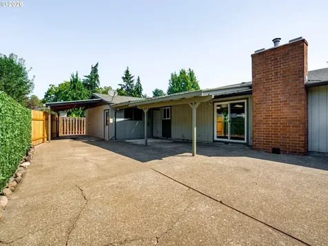 1635 SE Queenborough Court Mcminnville OR 97128