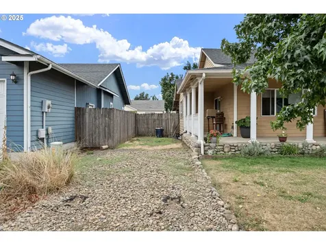 3125 V Street Springfield OR 97477