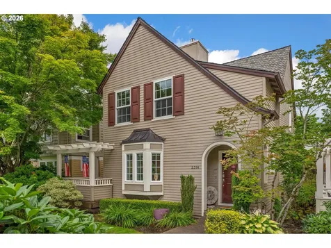 2314 NW Edgewood Place Portland OR 97229