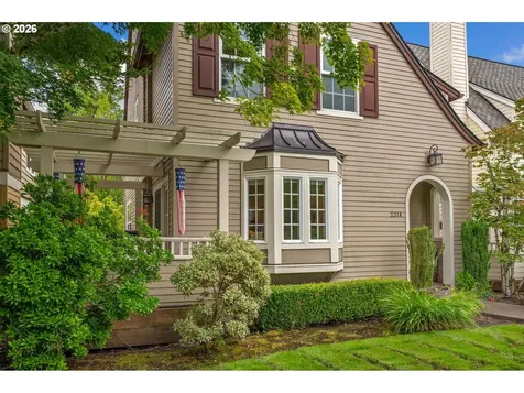 2314 NW Edgewood Place Portland OR 97229