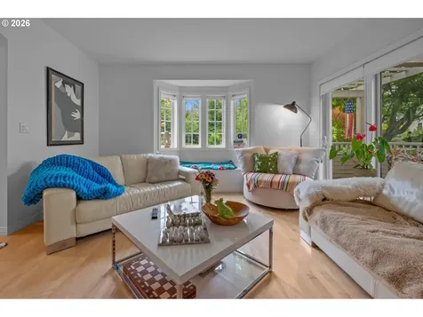 2314 NW Edgewood Place Portland OR 97229