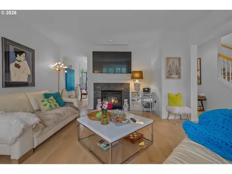 2314 NW Edgewood Place Portland OR 97229