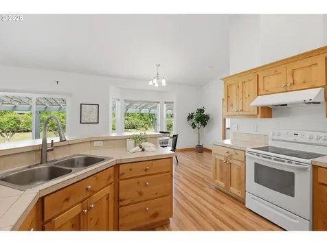 23420 NE Hyland Drive Newberg OR 97132