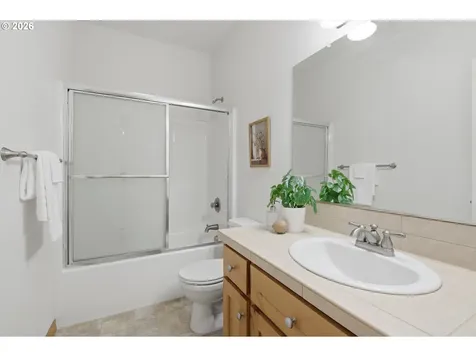 23420 NE Hyland Drive Newberg OR 97132