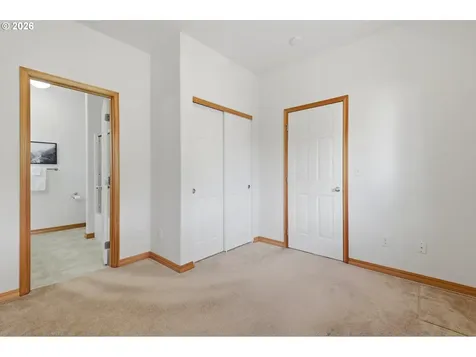 23420 NE Hyland Drive Newberg OR 97132