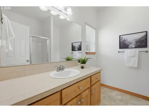 23420 NE Hyland Drive Newberg OR 97132
