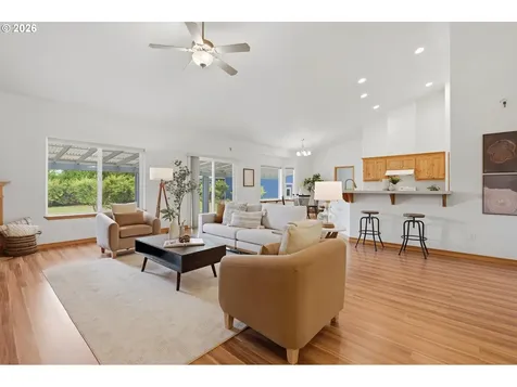 23420 NE Hyland Drive Newberg OR 97132