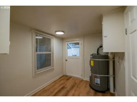 805/815 4th Avenue Sweet Home OR 97386