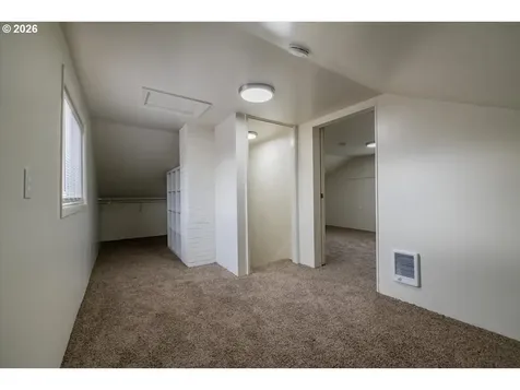 805/815 4th Avenue Sweet Home OR 97386