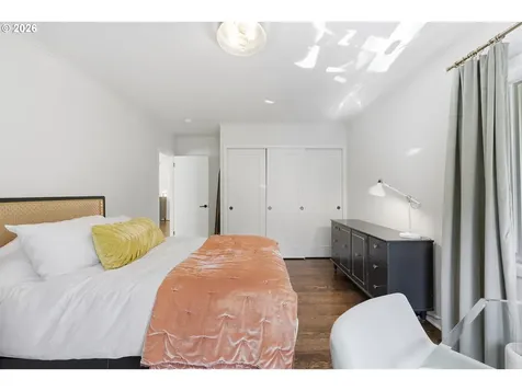 100 NW Pittock Avenue Portland OR 97210