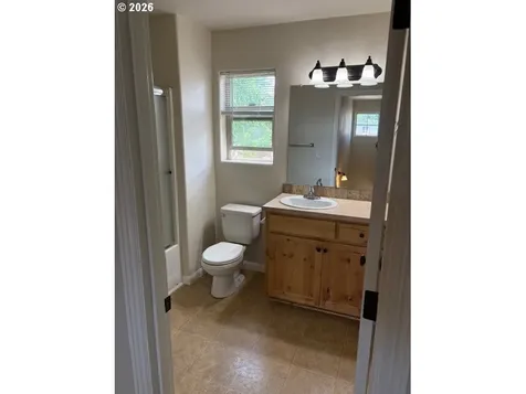 503 SE 157th Avenue Portland OR 97233