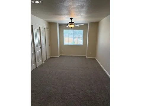 503 SE 157th Avenue Portland OR 97233