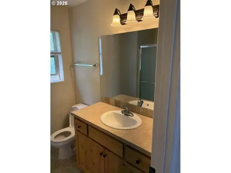 503 SE 157th Avenue Portland OR 97233