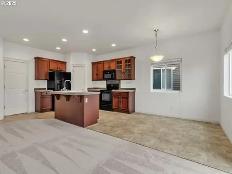 898 Morning Glory Drive Independence OR 97351