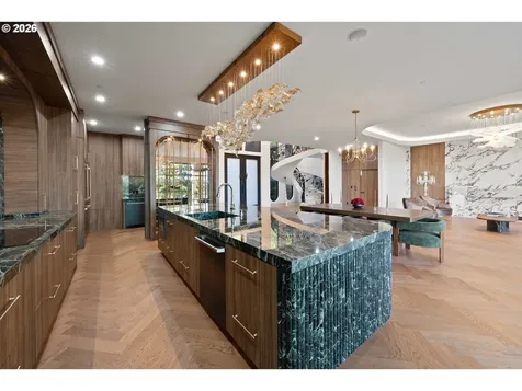 711 NW Grand Ridge Drive Camas WA 98607