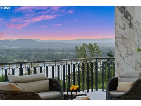 711 NW Grand Ridge Drive Camas WA 98607