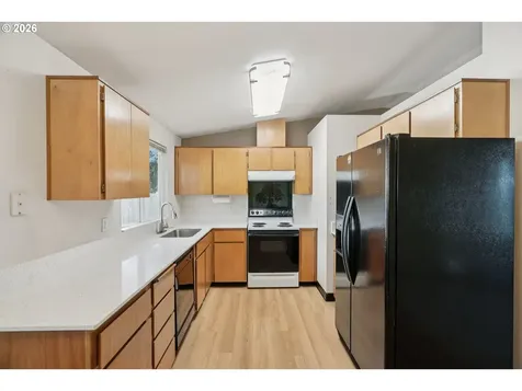7306 SE 76th Avenue Portland OR 97206