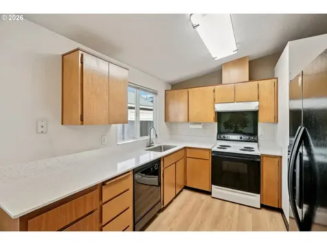 7306 SE 76th Avenue Portland OR 97206