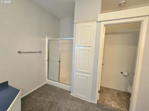 290 Bentridge Road Oakland OR 97462